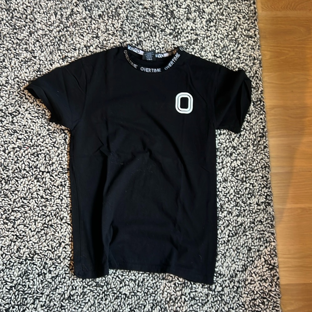Black overtime t-shirt